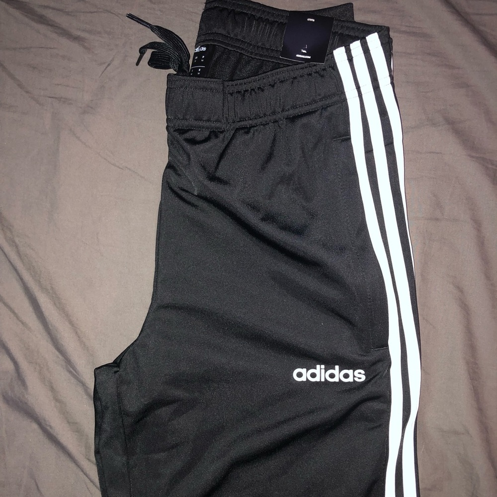 Men’s Adidas Jogger Pants